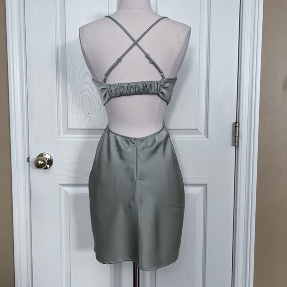 Princess Polly jemma mini dress sage - Picture 11 of 11